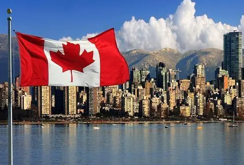 在加拿大留学的费用是多少？